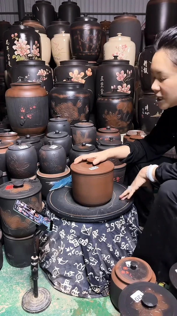 罐瑕疵茶叶罐 古铜色小五饼  789