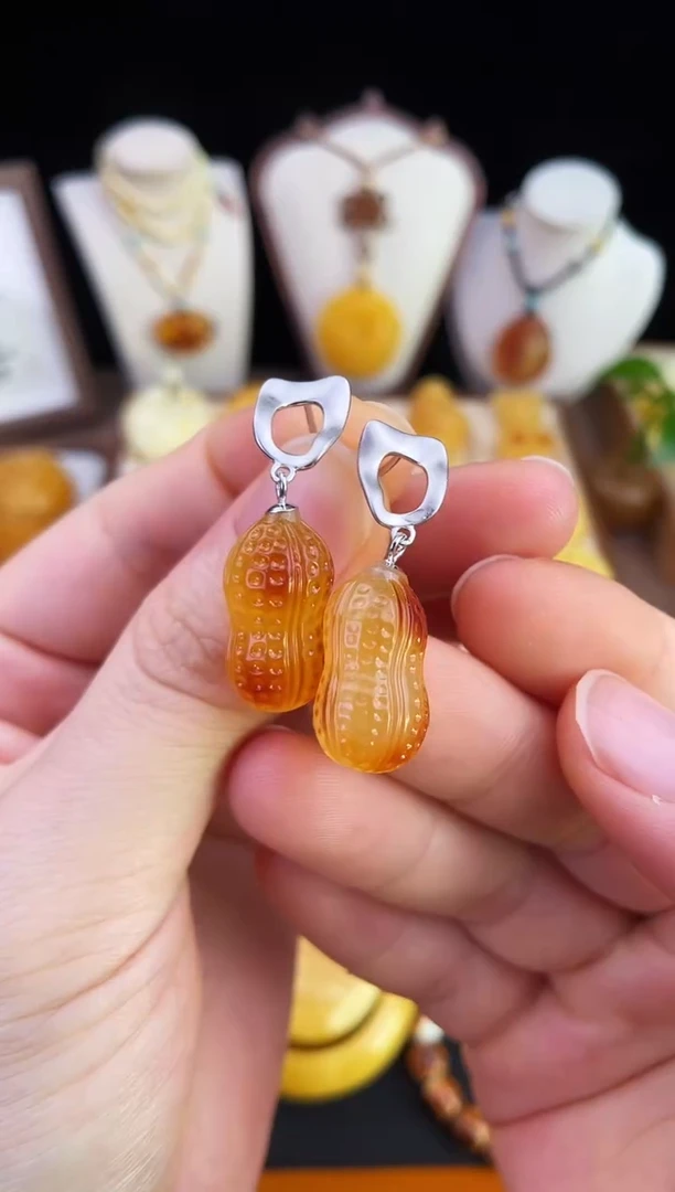 琥珀未镶嵌珠宝奇石柒月