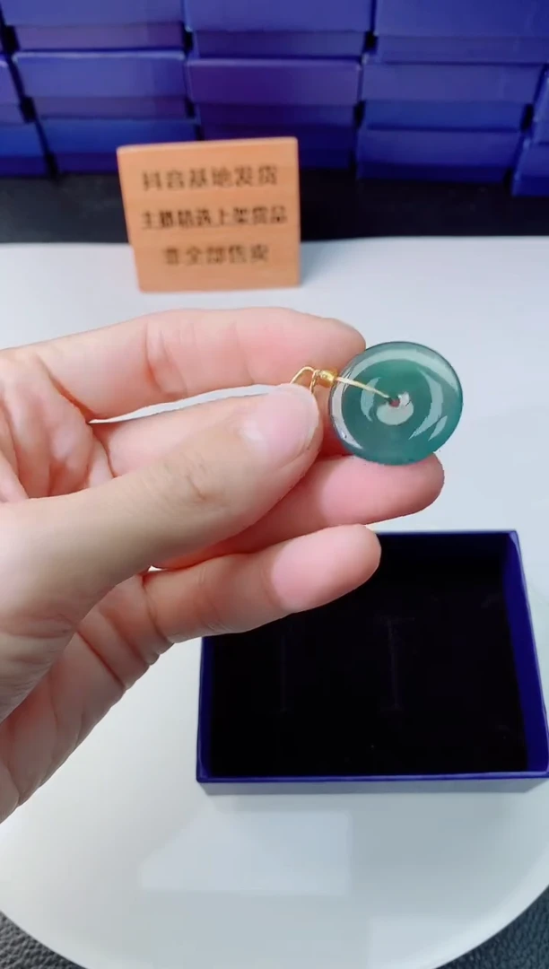 翡翠未镶嵌颈饰11111111