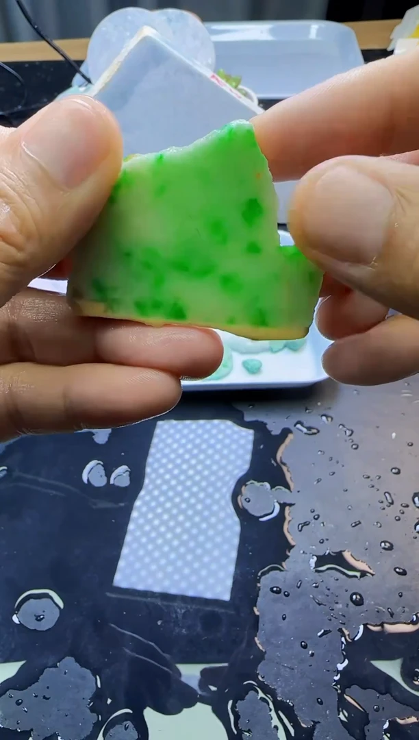 翡翠挂件未镶嵌玉162天然A货翡翠