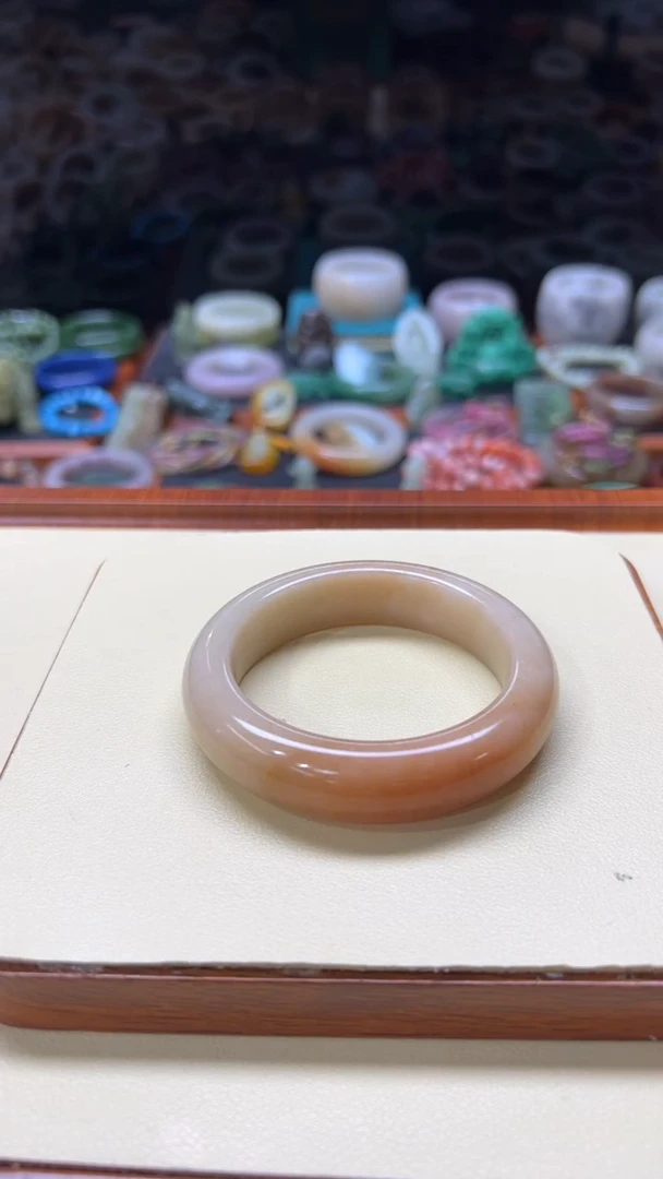 未镶嵌手镯石英质玉开****7272