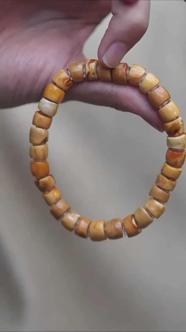裸石琥珀未镶嵌*蜜蜡手串设计款