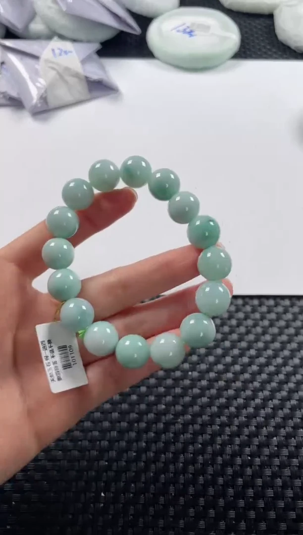 未镶嵌手串翡翠基地发货H 0943