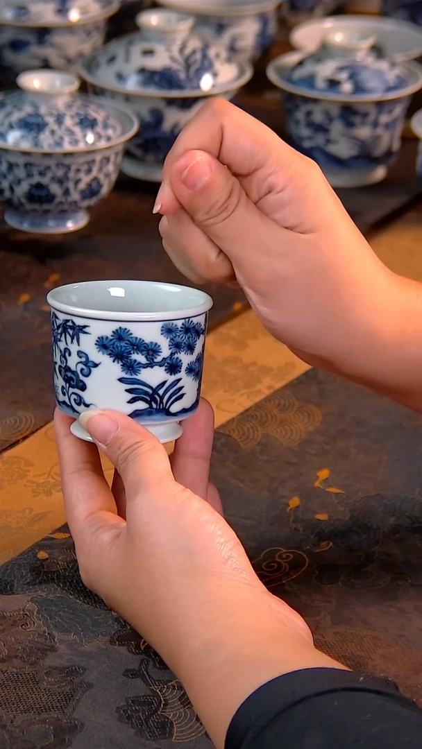 陶松竹梅直口杯1