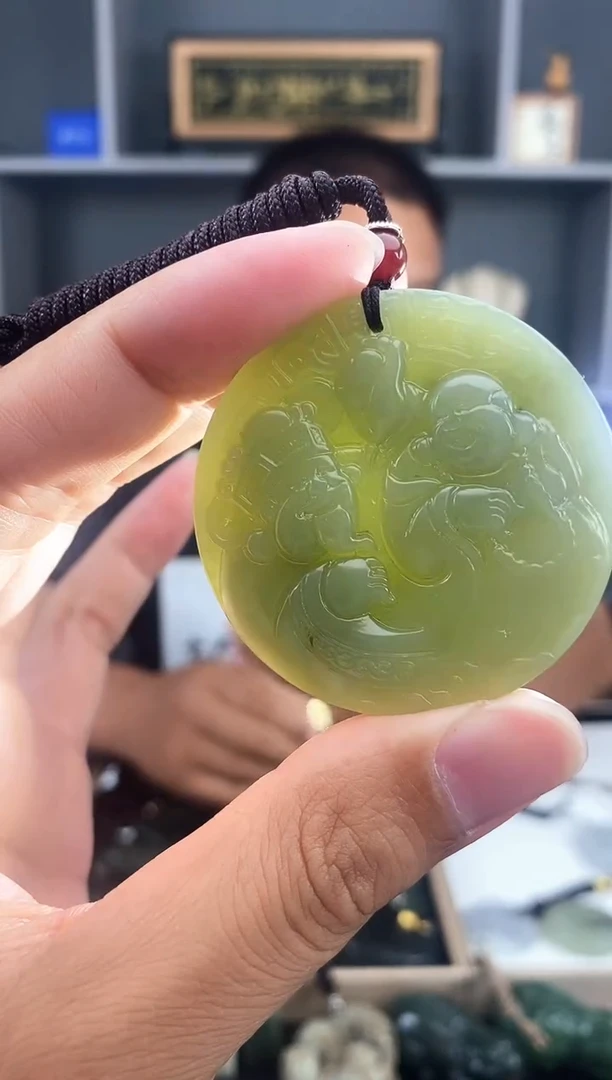 和田玉未镶嵌颈饰1
