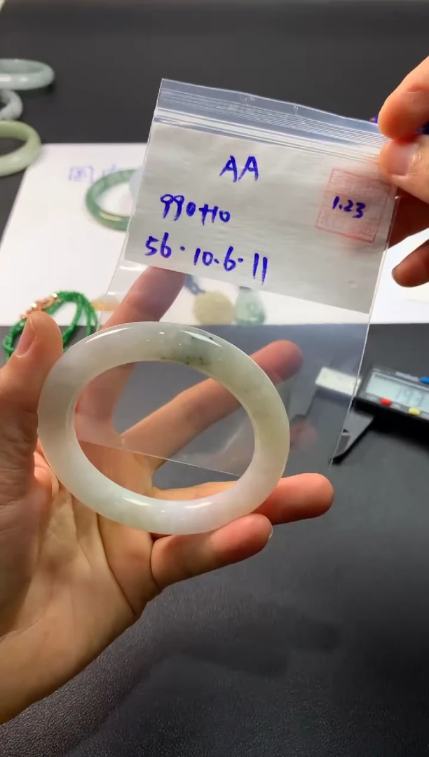 【闪购商品】定制翡翠未镶嵌刘铃娟