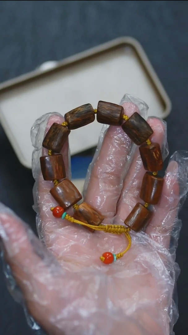 沉香沉香碎屑芽庄红土随型单圈19.8克沉水