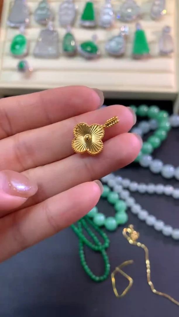吊坠(不含链)18K金吊坠|350