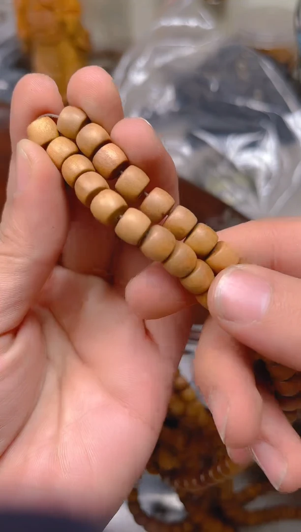 【闪购商品】檀香木其他7*7*108直切瑕疵，没有三通跟弟子珠