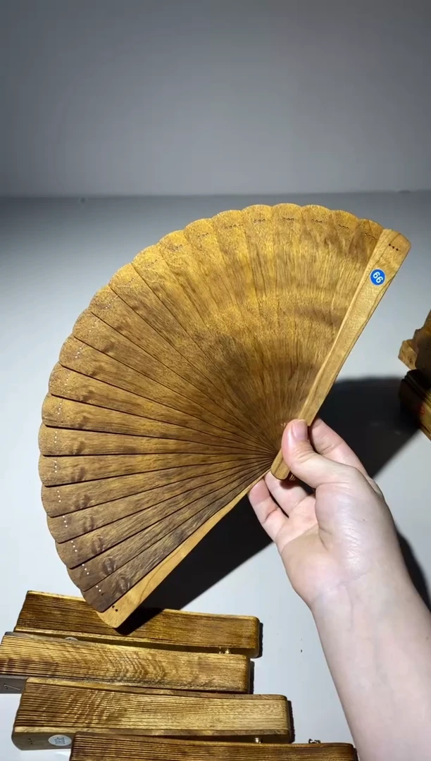 金丝楠像***事18cm金丝楠木小叶桢楠扇66