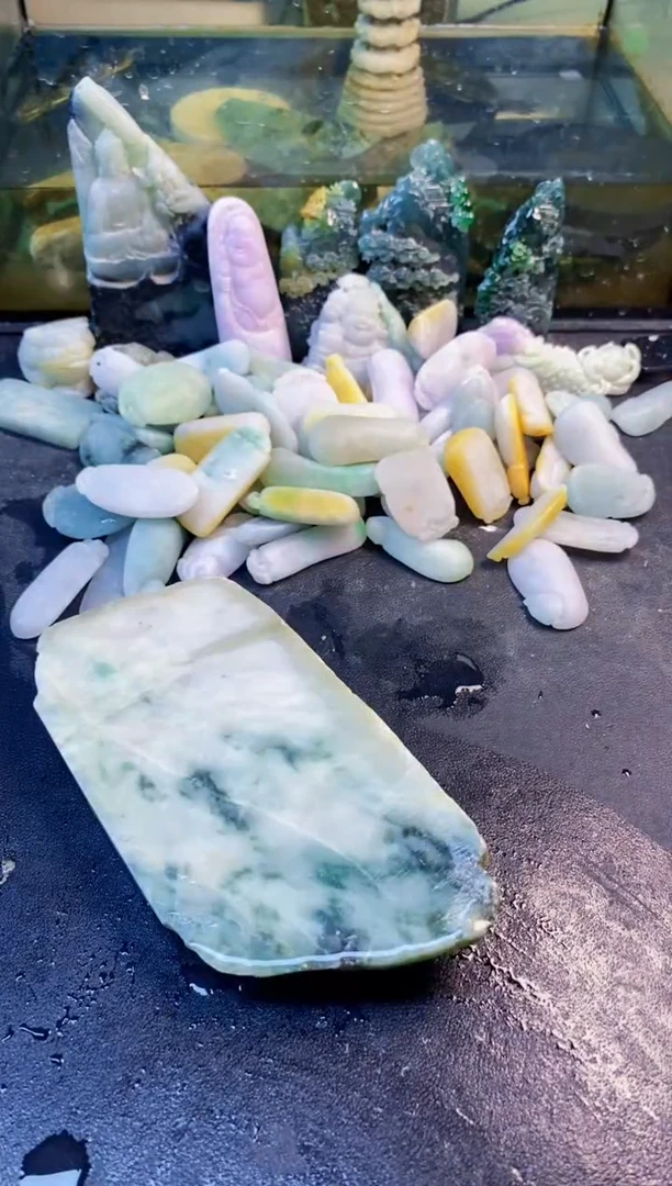 未镶嵌挂件翡翠天然翡翠051