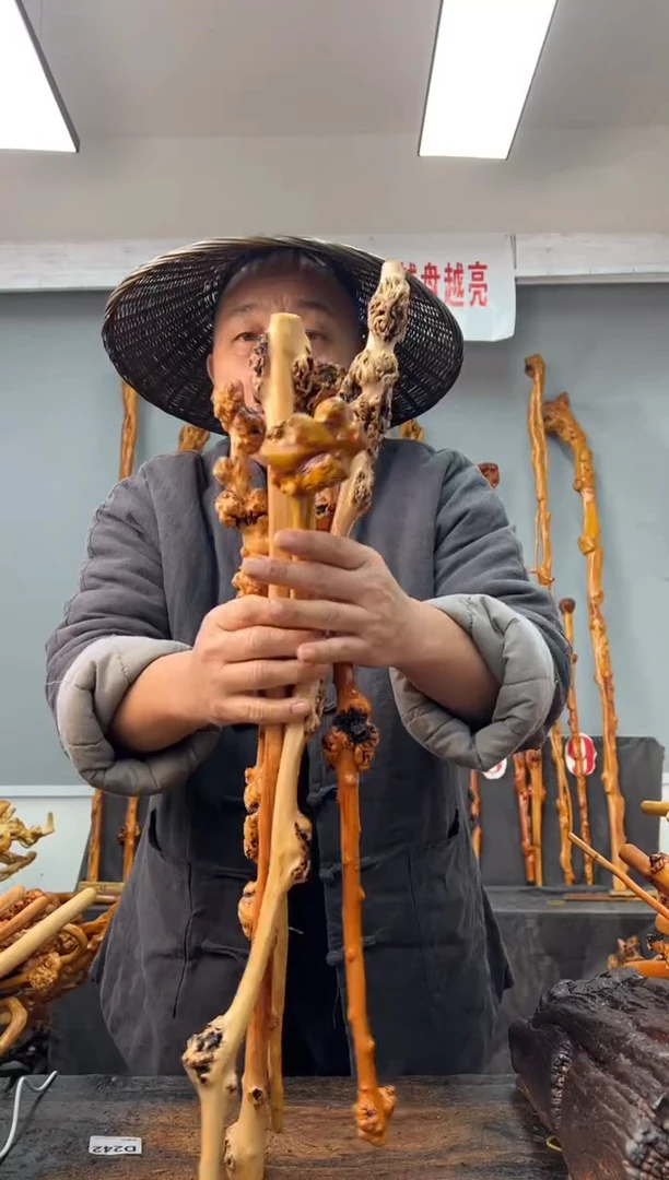 【闪购商品】黑果木其他黑果木251