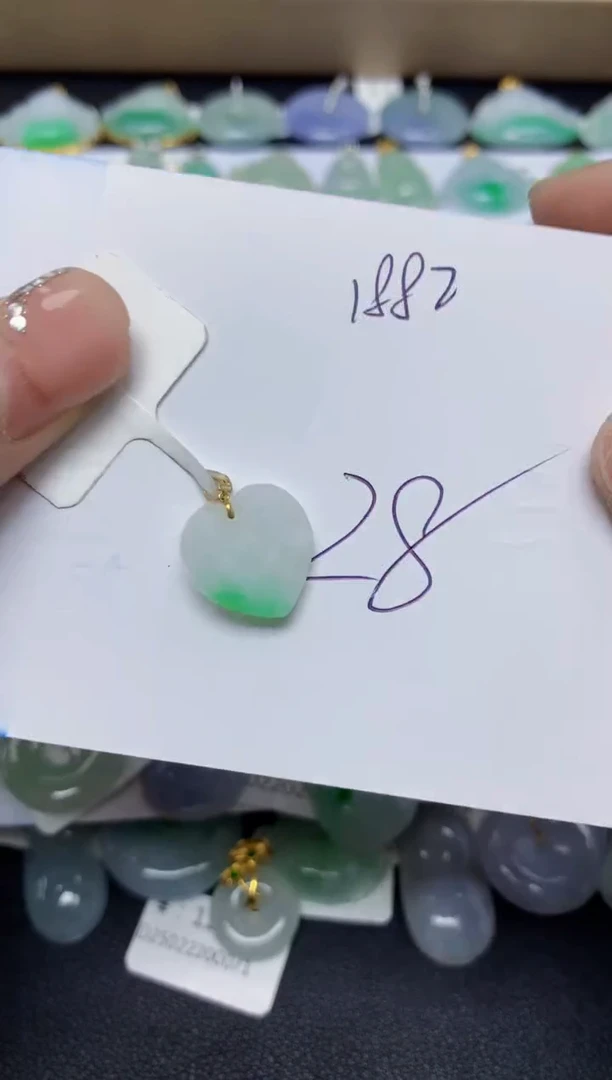 【闪购商品】翡翠挂件18K金镶嵌 天然翡翠A货