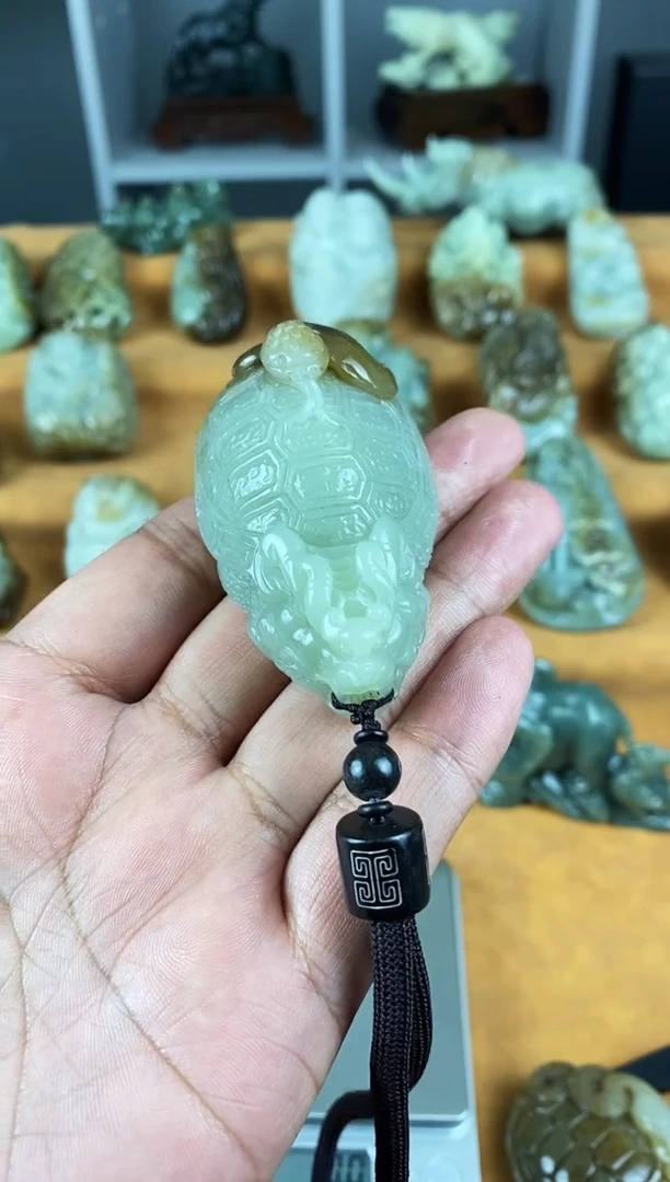 未镶嵌和田玉挂件1