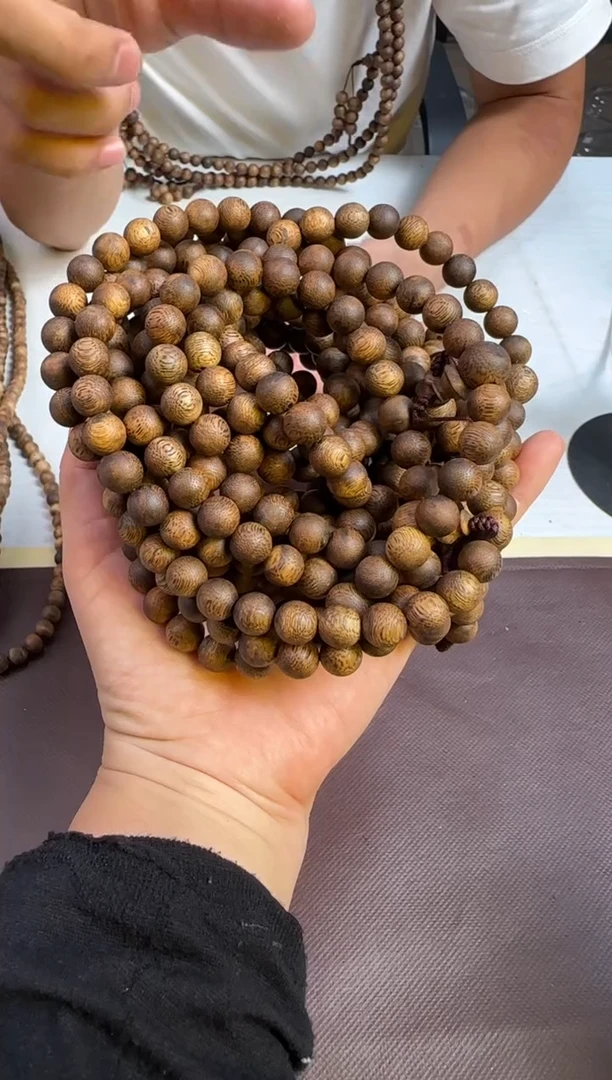沉香手串海南文昌台风损伤结香奇楠正圆珠9mm108颗多样性发1