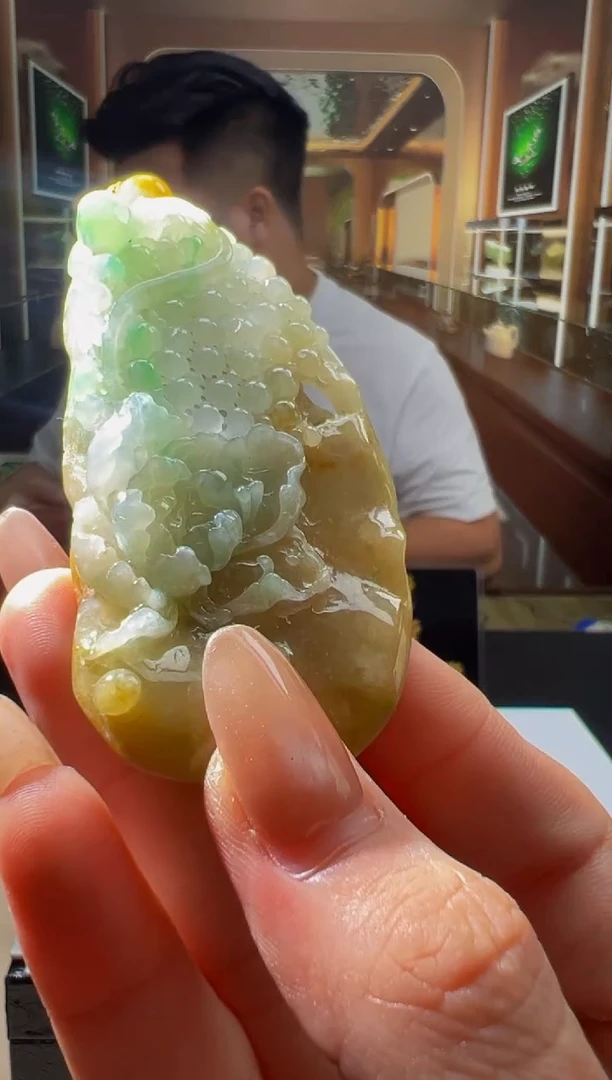 定制翡翠未镶嵌0935804683