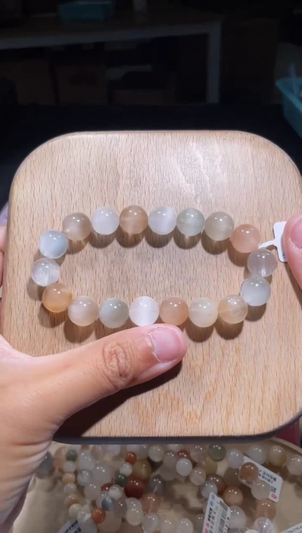 【闪购商品】水晶手链未镶嵌28号多样性发货一C 11+