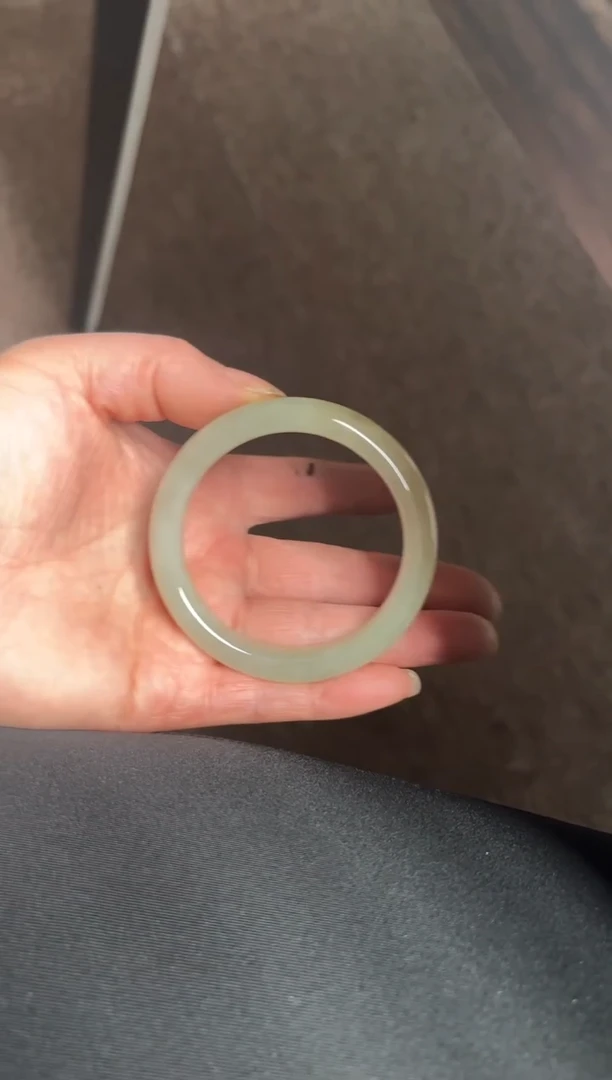 未镶嵌手镯和田玉C-22(56MM)