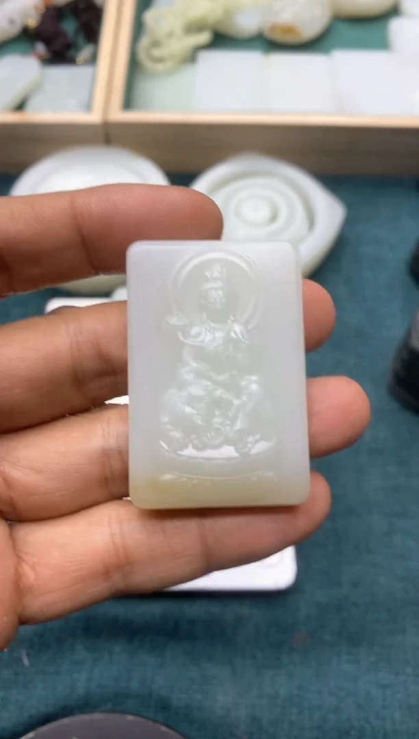 【闪购商品】定制和田玉精品挂件