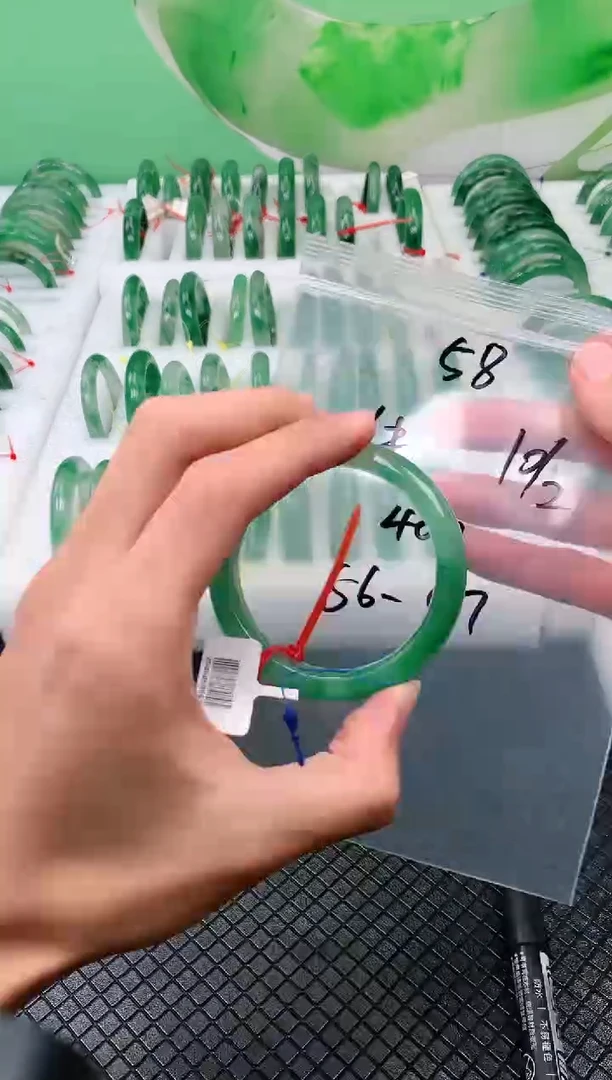 未镶嵌手镯石英质玉天然非洲翠手镯56-57圈口58号