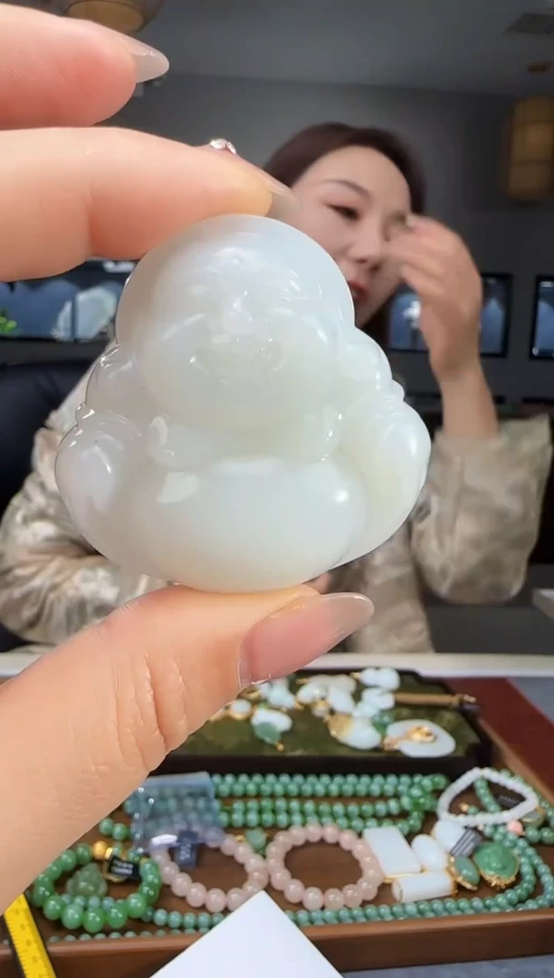 和田玉未镶嵌吊坠(不含链)1