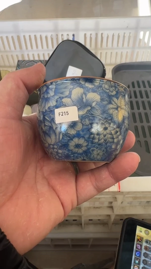 杯无运费险有瑕疵的摄影的产品有使用过的痕迹有点脏介意勿拍