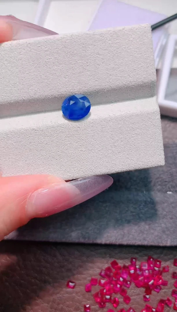 裸石蓝宝石矢车菊2.63ct