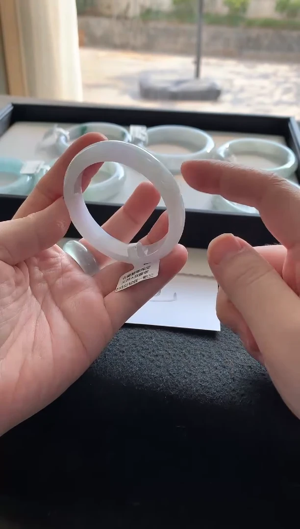 未镶嵌手镯翡翠54.5贵妃Y4681买断