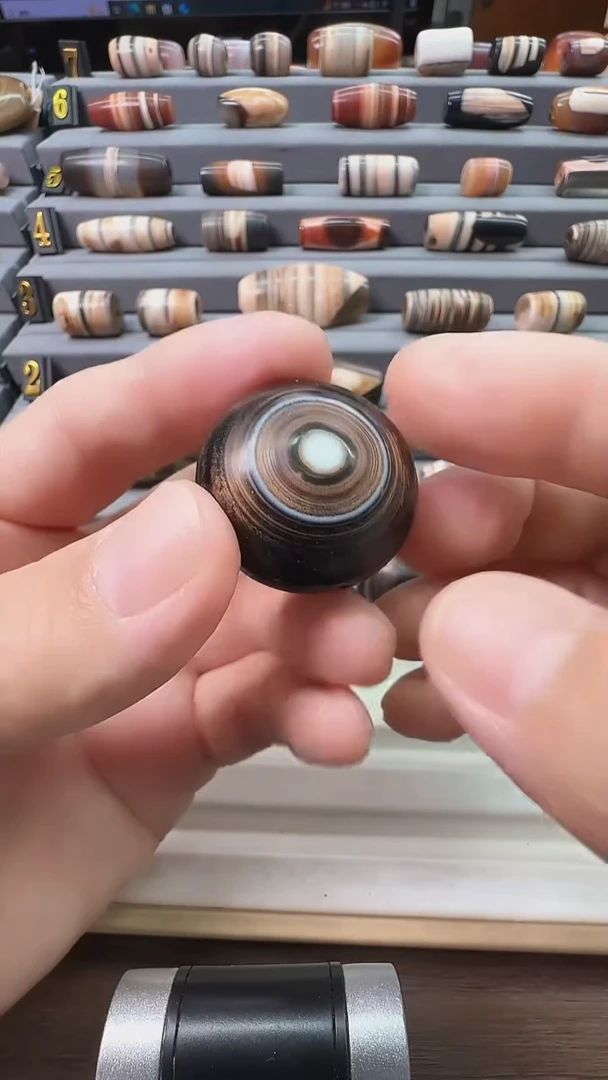 未镶嵌颈饰玛瑙/玉髓玛瑙31*20