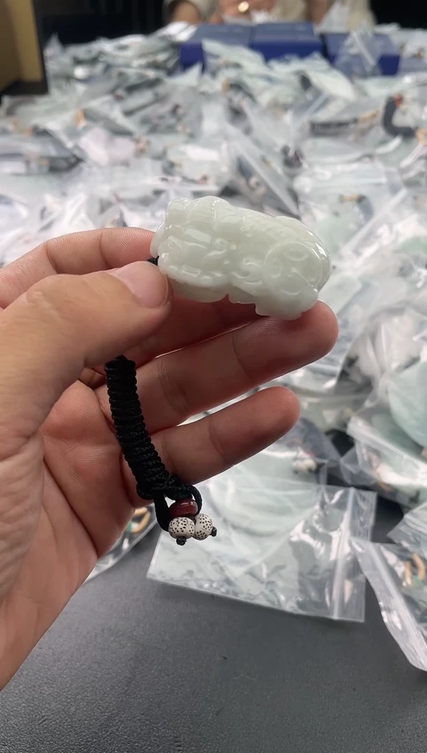 颈饰未镶嵌翡翠25/11/27/648