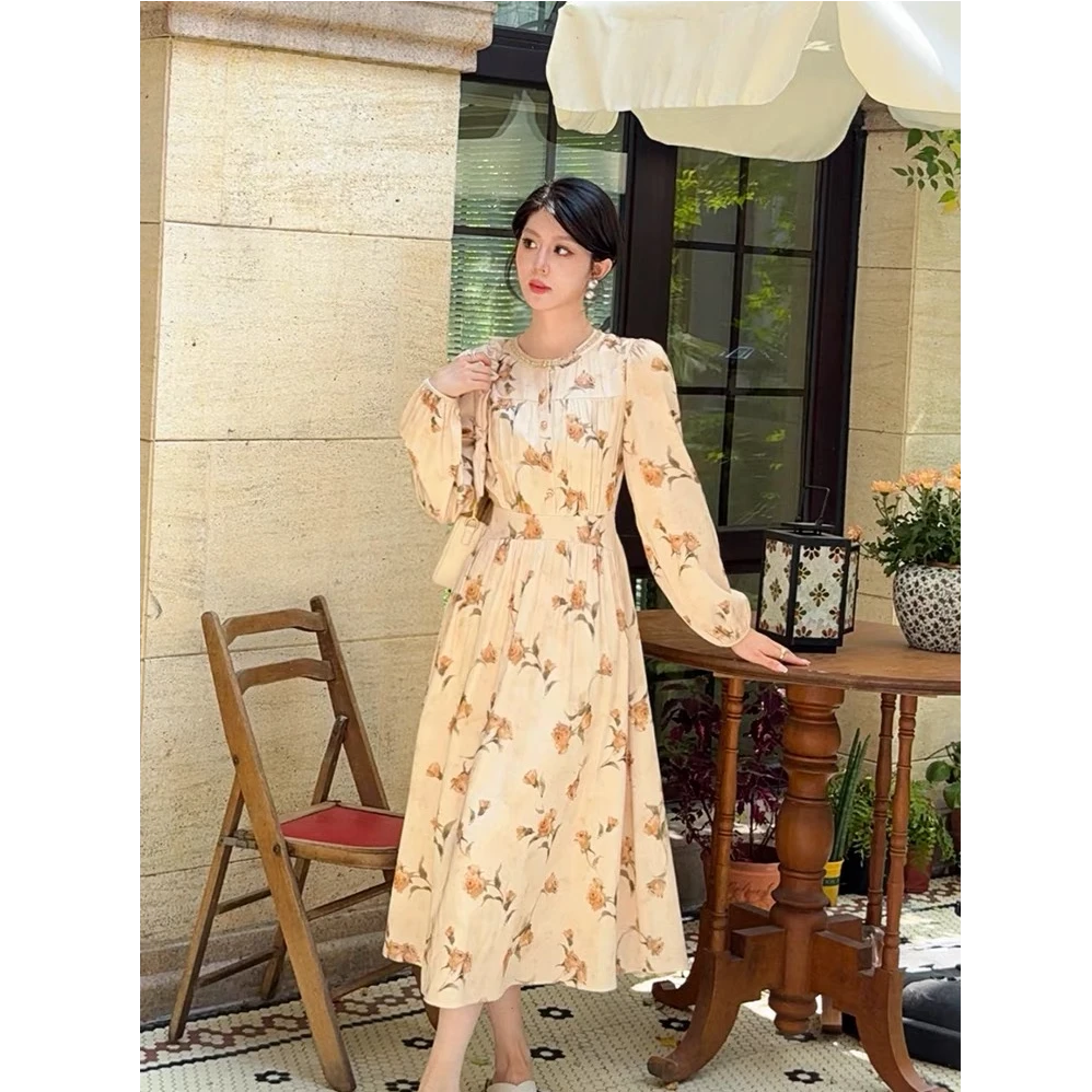 2025新款春秋季高端法式超好看圆领显瘦碎花连衣裙女装5098