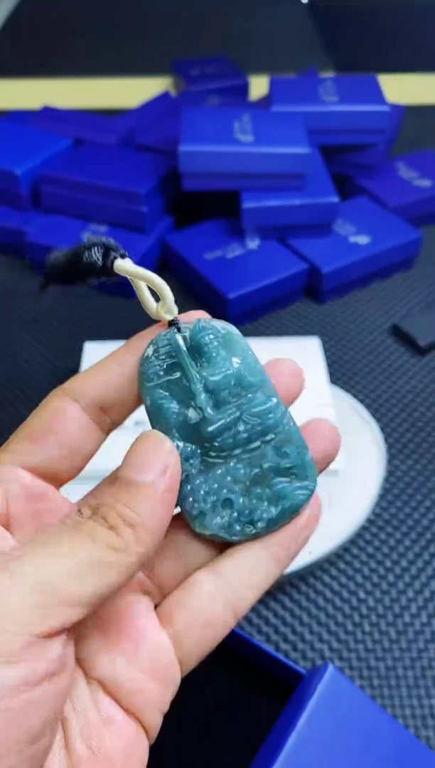 翡翠未镶嵌颈饰多样式发货一件发货