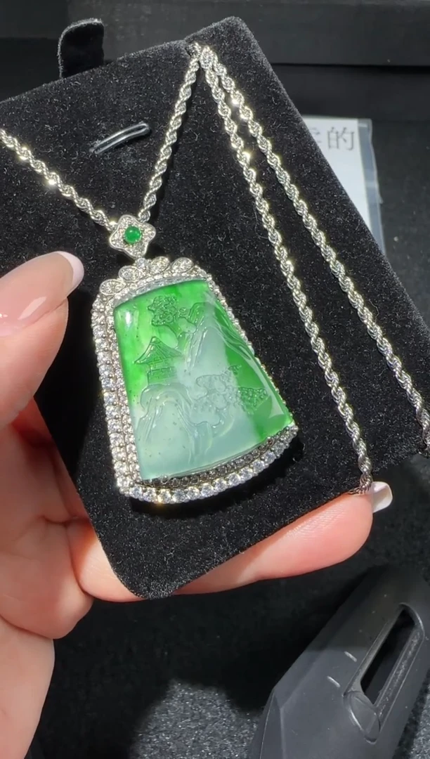 【闪购商品】翡翠吊坠(赠链)未镶嵌多样性发货拍一发一