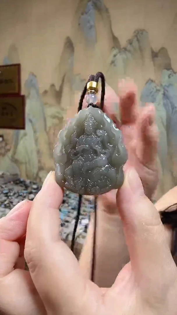 颈饰未镶嵌和田玉.