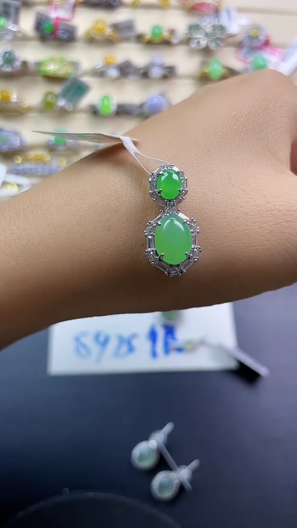 银S925镶嵌戒指翡翠翡翠 蛋面 银S925镶嵌