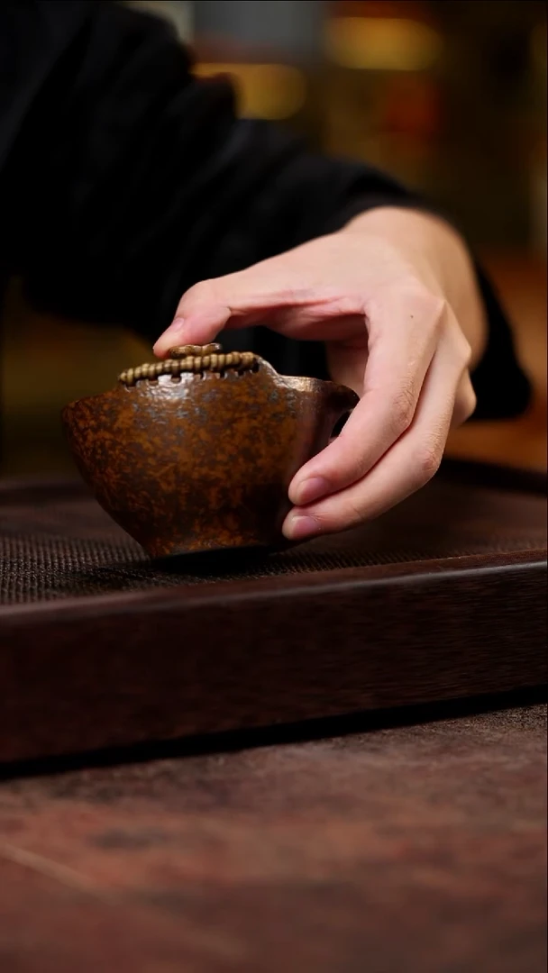 宜兴紫砂柴烧盖碗