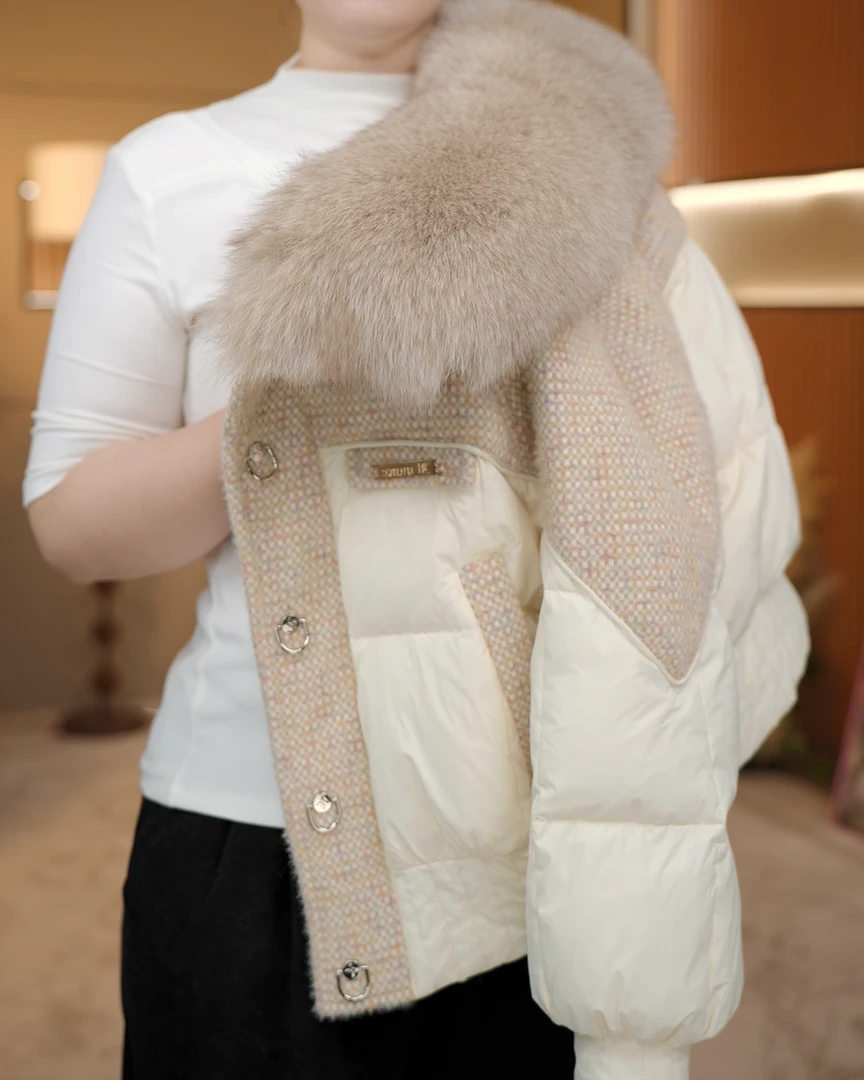 【琳琳专属】七彩琉璃圆领短款冬装时尚羽绒服