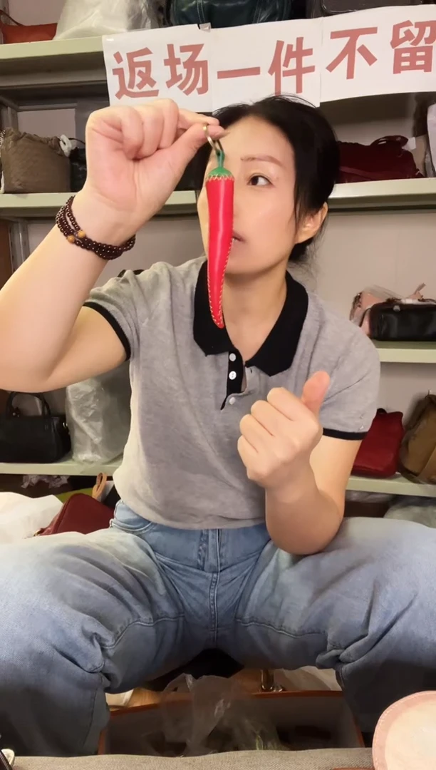 小牛皮（革） 高端订制时尚百搭女士手提 腋下斜跨包包