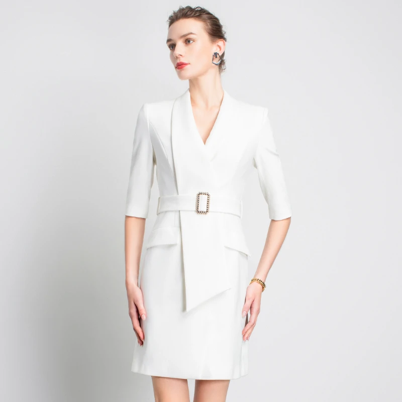 子韩推荐福利款  设计款白色西装连衣裙Q11212