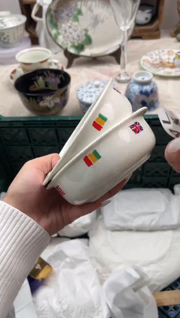 略**?L          745