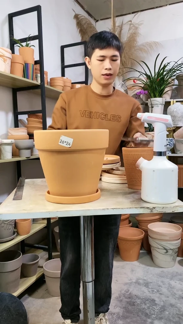 【闪购商品】红陶26*24红陶国际 1盆1托