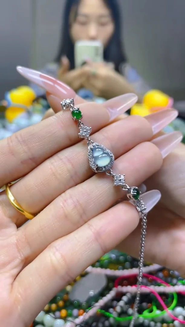 翡翠未镶嵌颈饰/R/翡翠A货一图一物