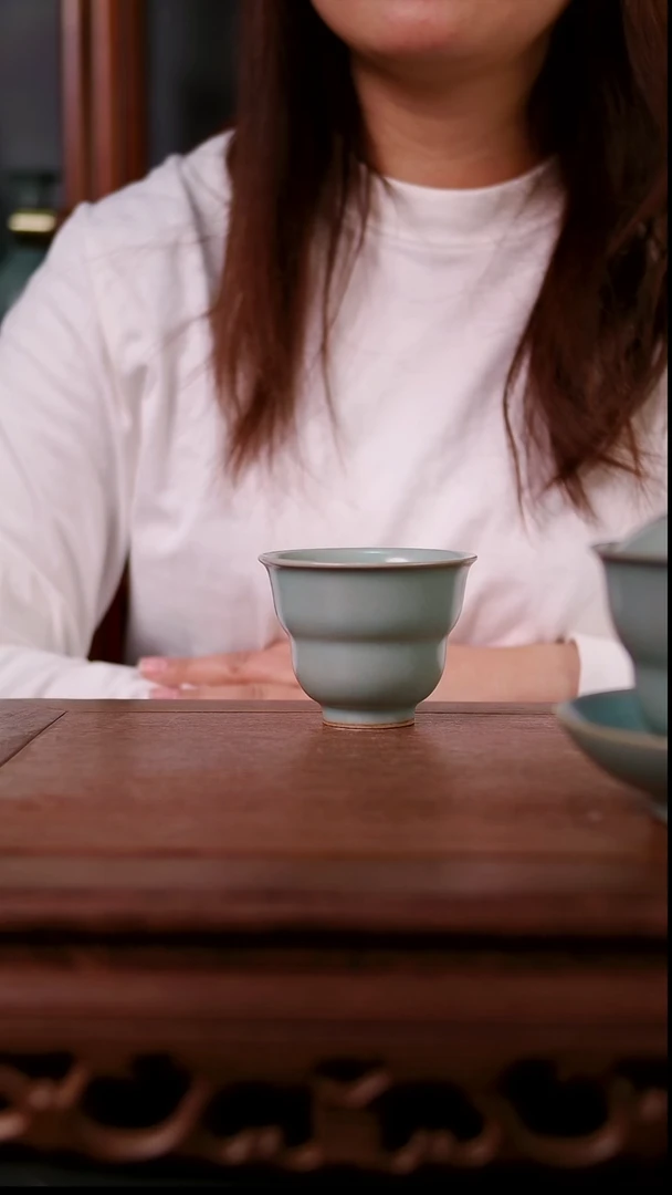 杯子陶雷****维青霁汝窑仿古釉   葫芦杯微瑕
