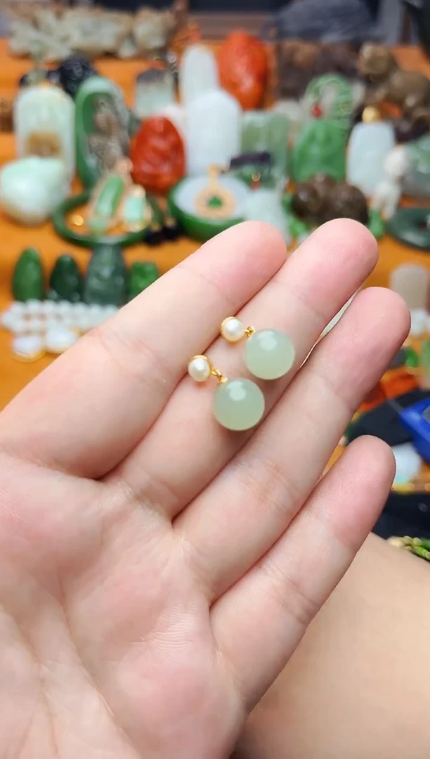 【闪购商品】和田玉耳饰银S925镶嵌耳钉01