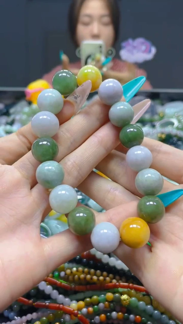 翡翠未镶嵌颈饰13MM/R/翡翠A货，一件也是批发价