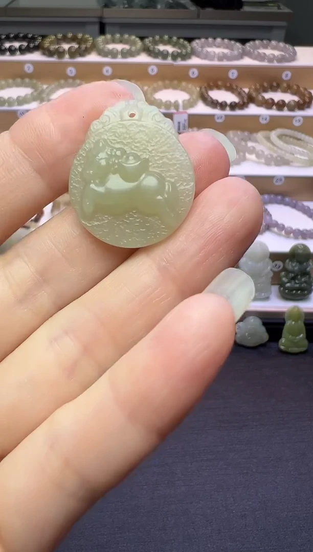 颈饰未镶嵌和田玉55号链接有瑕疵