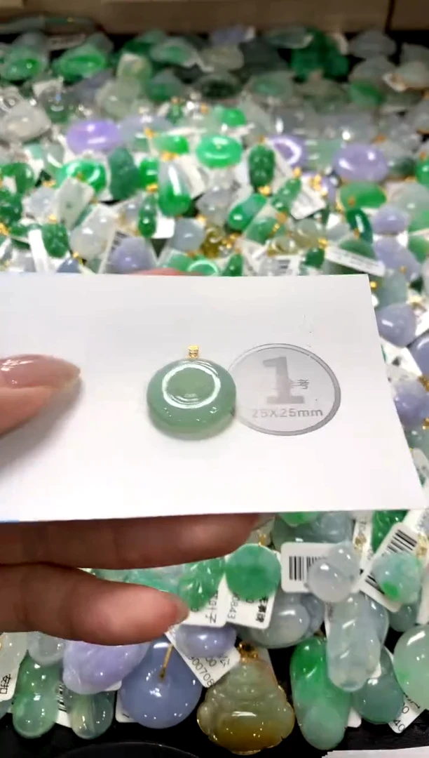 颈饰未镶嵌翡翠1111111111111111