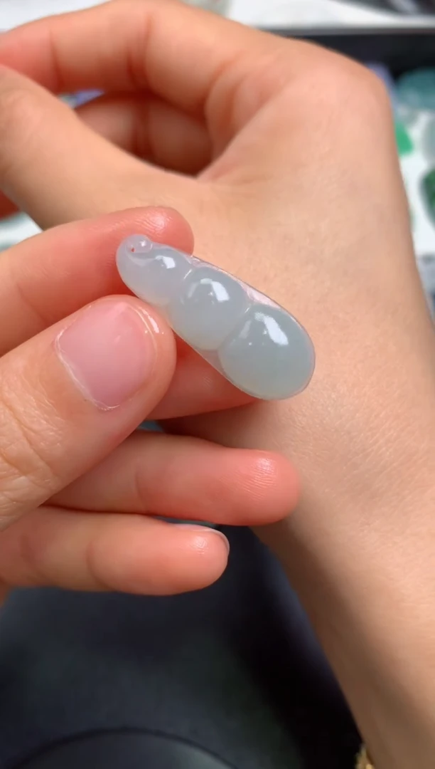 定制翡翠未镶嵌0113377759（微瑕）