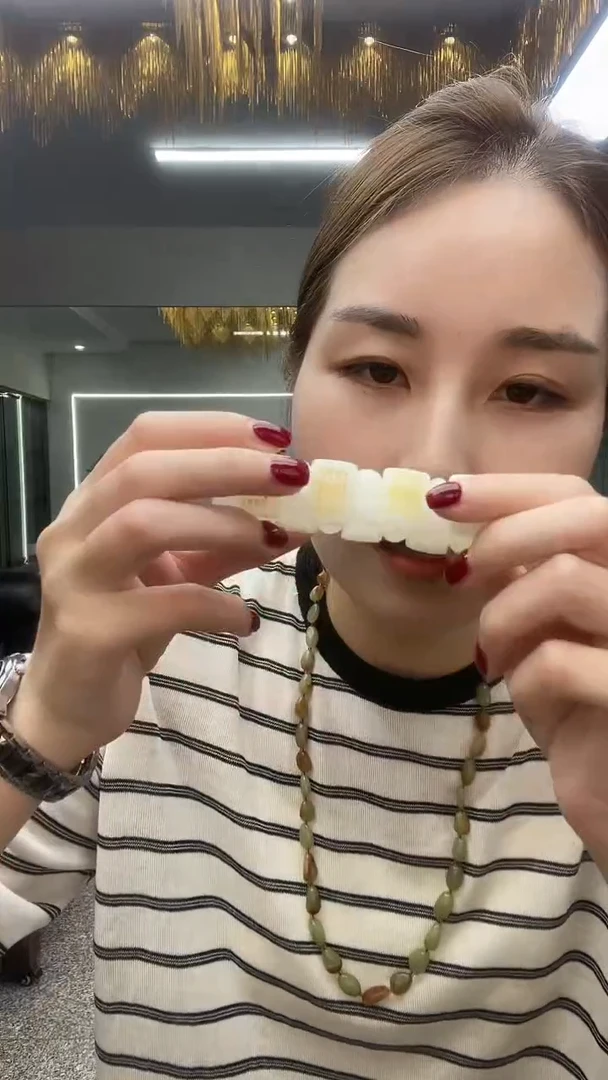 白色手牌多样性发货一件