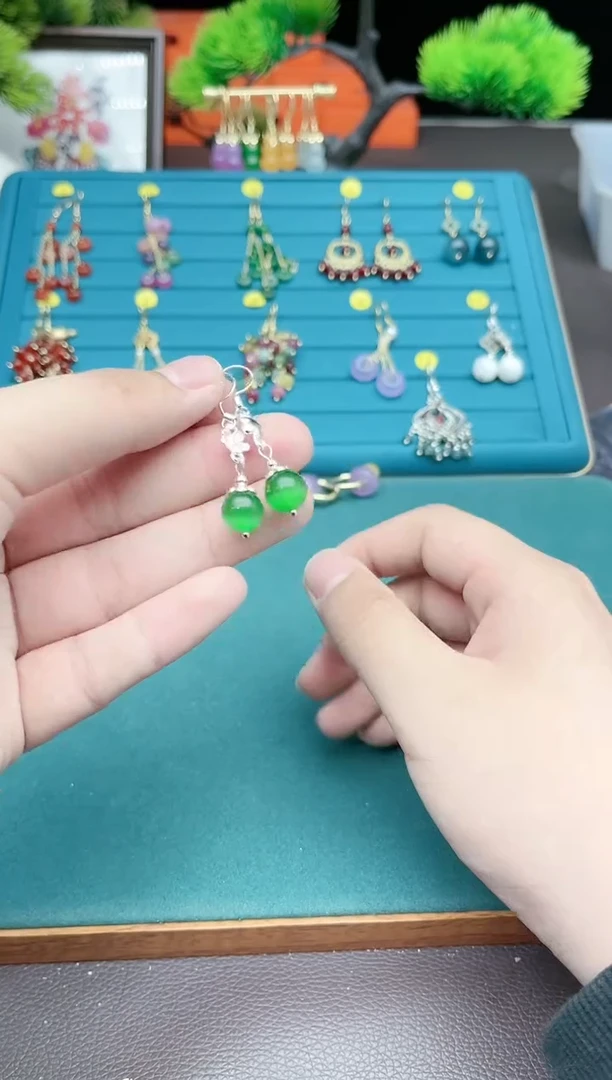 【闪购商品】玛瑙/玉髓耳钉银S925镶嵌212000